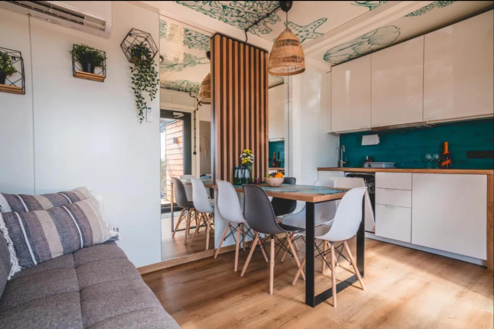Rresort Holiday Homes Rewal Ngoại thất bức ảnh